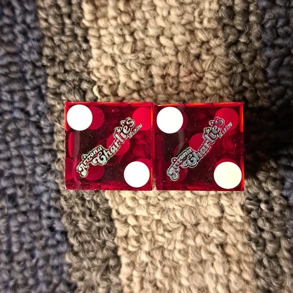 ARIZONA CHARLIES Las Vegas non matching actual play dice set collectable - Picture 3 of 5